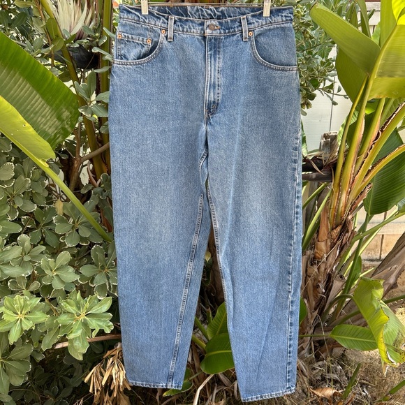 1997 Levi’s 560 USA Loose Tapered Jeans 34x35 VTG Light Wash 90s Fade